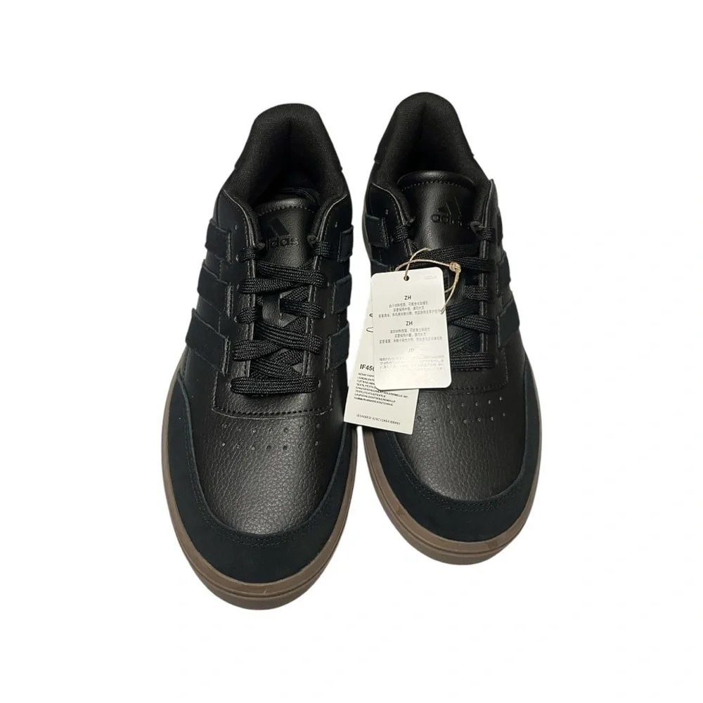 NWT Adidas Men's Black Sneakers Unise M/10 & W 11